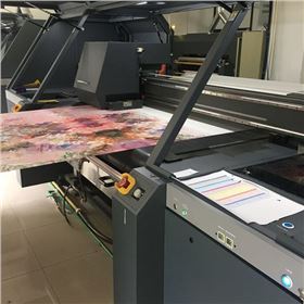 品牌真絲絲巾多少錢 品牌真絲絲巾多少錢