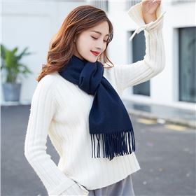羊絨圍巾的圍法 羊絨圍巾的圍法