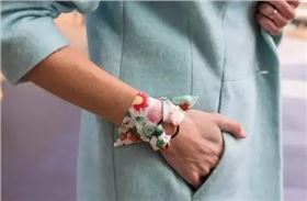 圍巾絲巾的用處——真絲圍巾，真絲絲巾，圍巾品牌