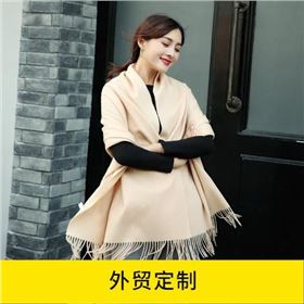 How to match a gray scarf How to match a gray scarf