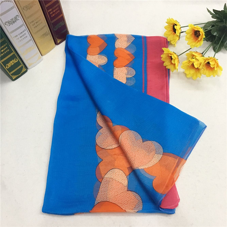 女士真絲圍巾 女士真絲圍巾