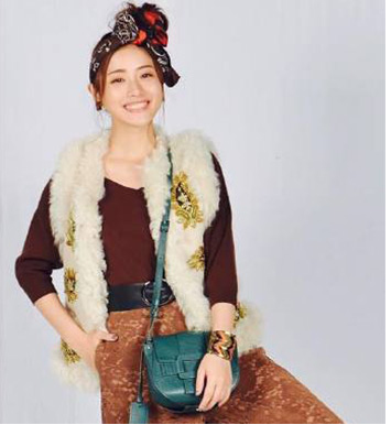 1586758761(1) 1586758761(1)