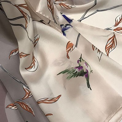 浙江真絲圍巾多少錢一條 浙江真絲圍巾多少錢一條