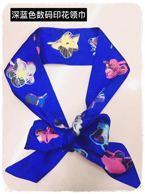 深藍(lán)色數(shù)碼印花領(lǐng)巾 深藍(lán)色數(shù)碼印花領(lǐng)巾