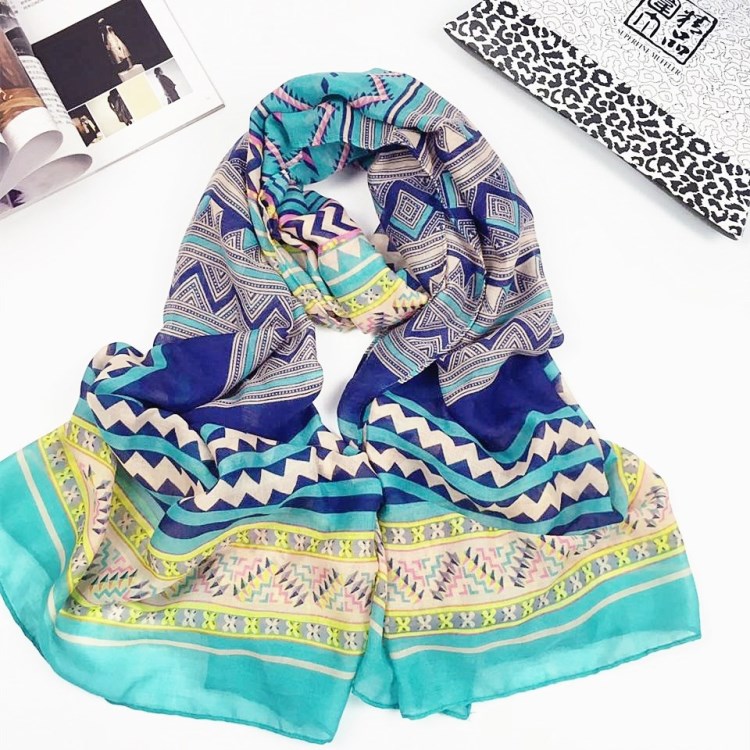 海藍幾何巴厘紗圍巾 海藍幾何巴厘紗圍巾