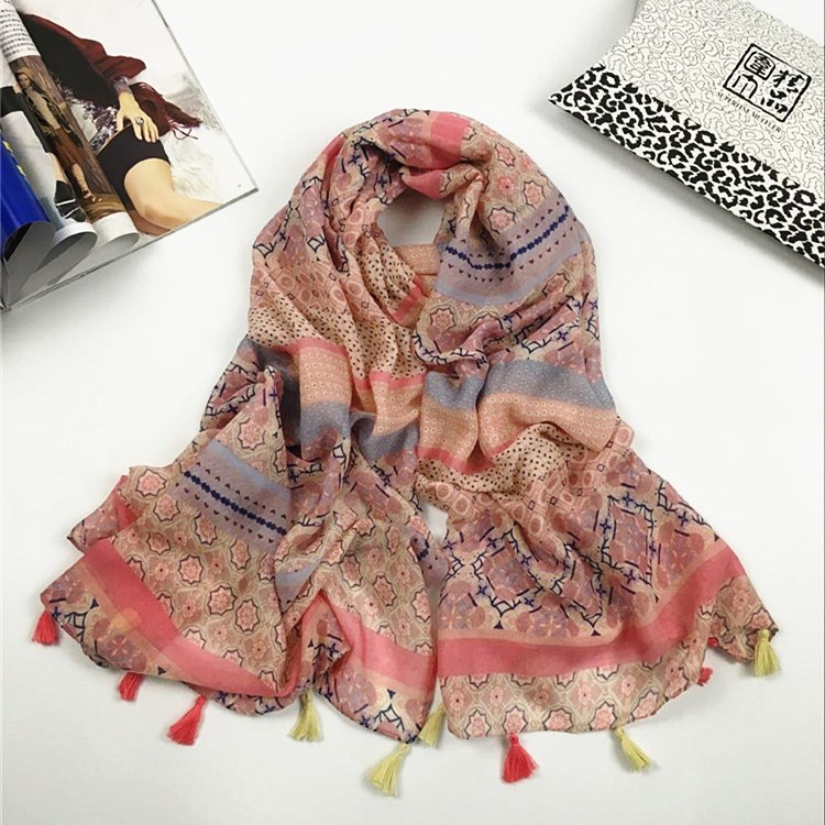 掛須花朵巴厘紗圍巾 掛須花朵巴厘紗圍巾