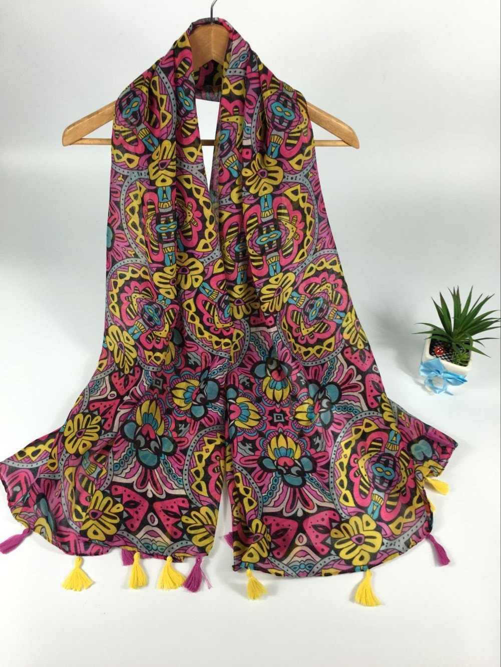 新款嬉皮系列巴厘紗圍巾披肩兩用 新款嬉皮系列巴厘紗圍巾披肩兩用