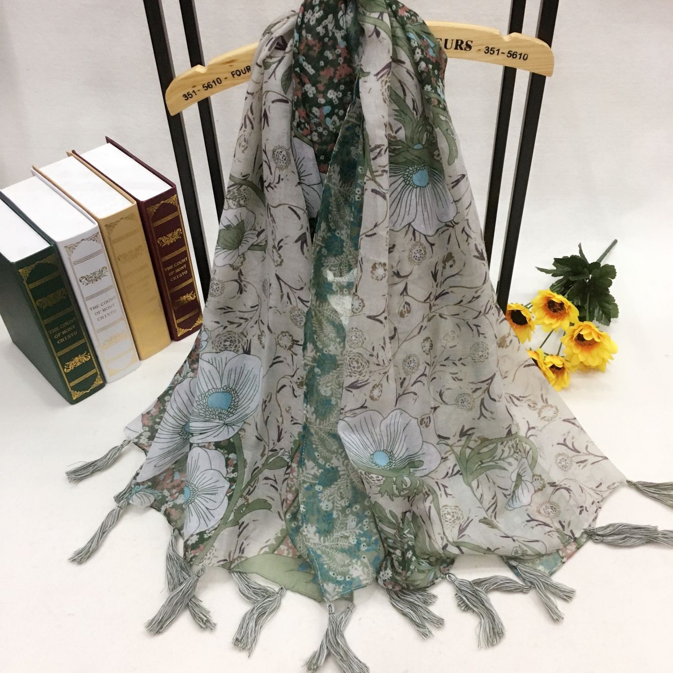 新款百合花系列巴厘紗圍巾 新款百合花系列巴厘紗圍巾