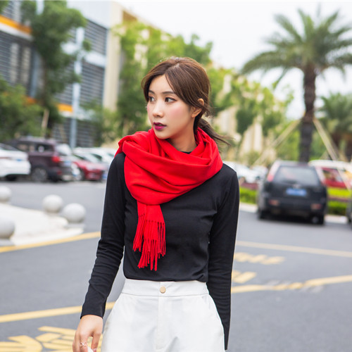 圍巾的各種圍法-真絲圍巾,真絲絲巾,羊絨圍巾 圍巾的各種圍法-真絲圍巾,真絲絲巾,羊絨圍巾